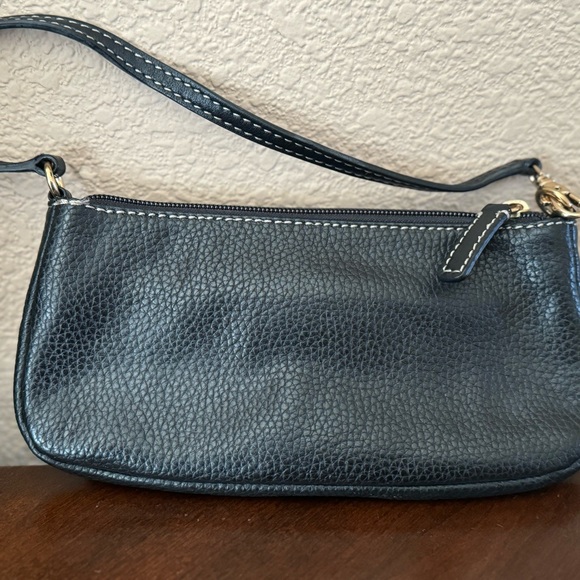 Michael Kors mini purse. Black. NEW. Authentic. Genuine leather. - Picture 2 of 5